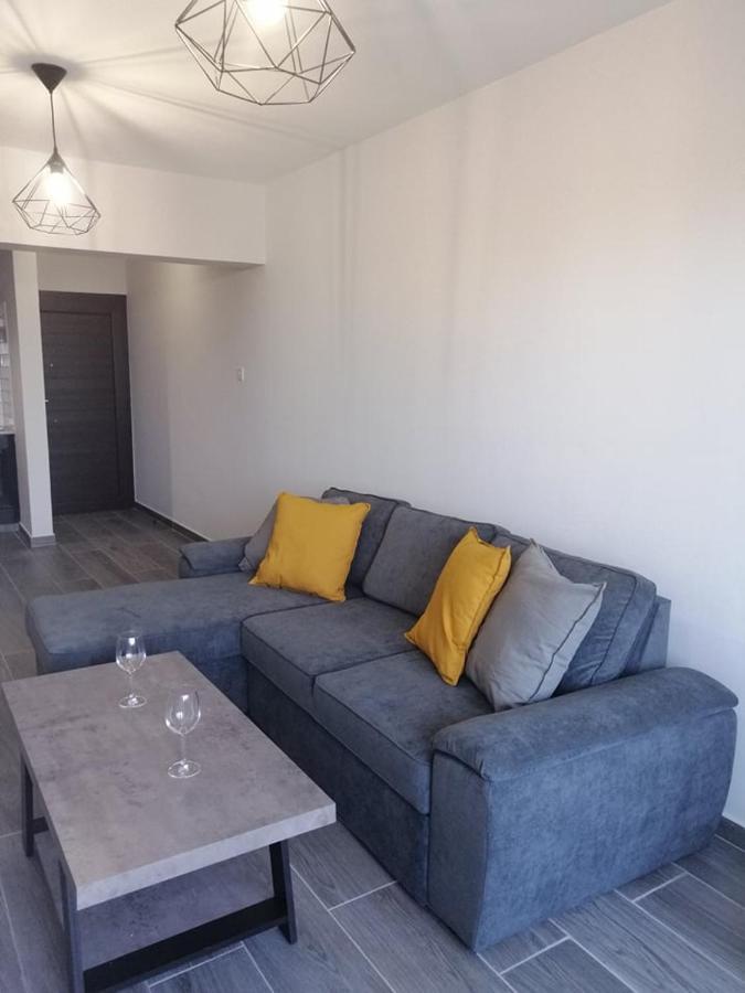 Ariadne Apartment Paralimni Buitenkant foto